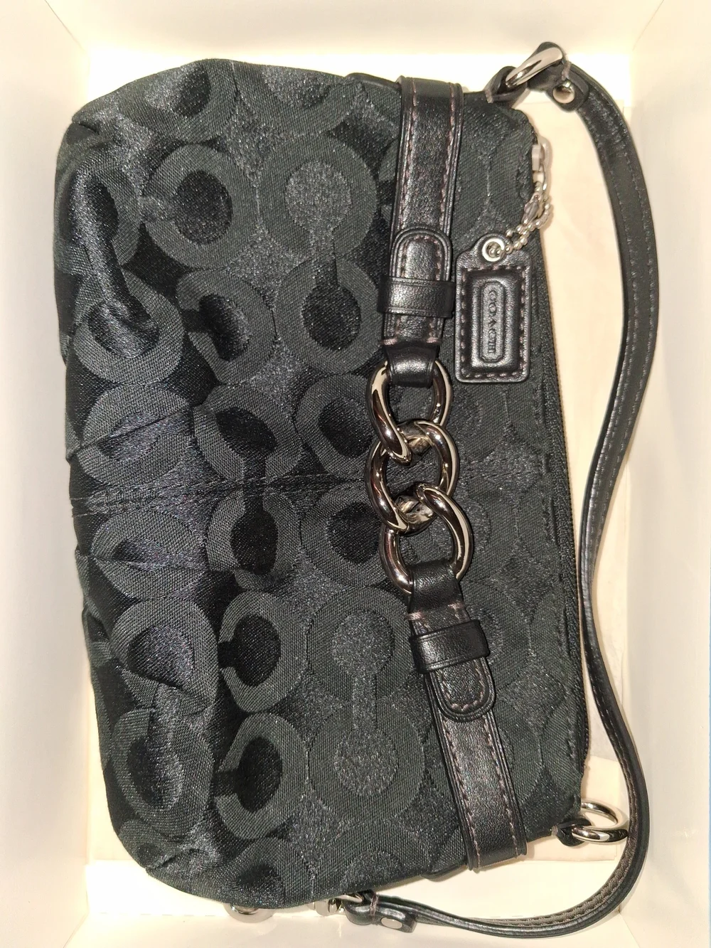 Brand New Unused Coach Black Signature Jacquard Wristlet with Chain Detail